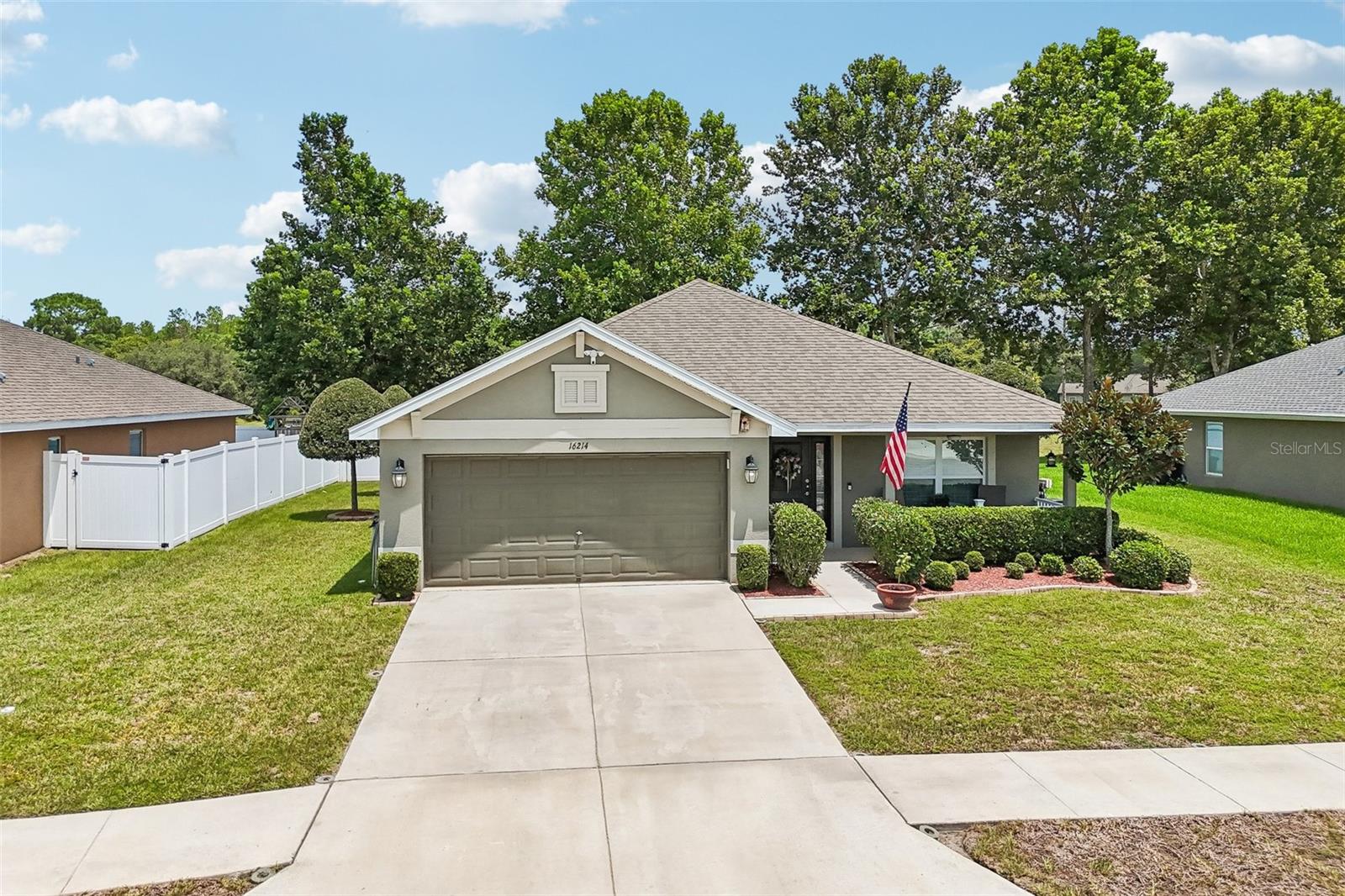 16214 VINE CLIFF AVE — photo 6