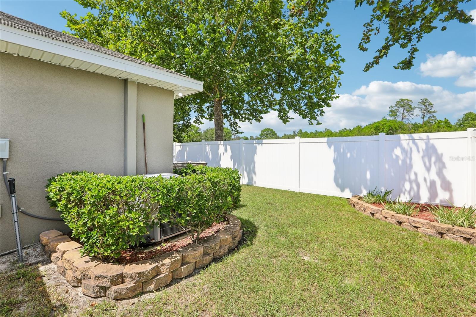 16214 VINE CLIFF AVE — photo 38