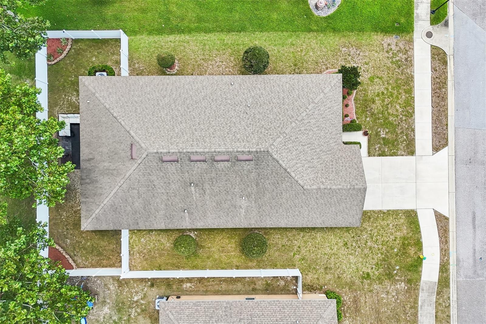 16214 VINE CLIFF AVE — photo 48