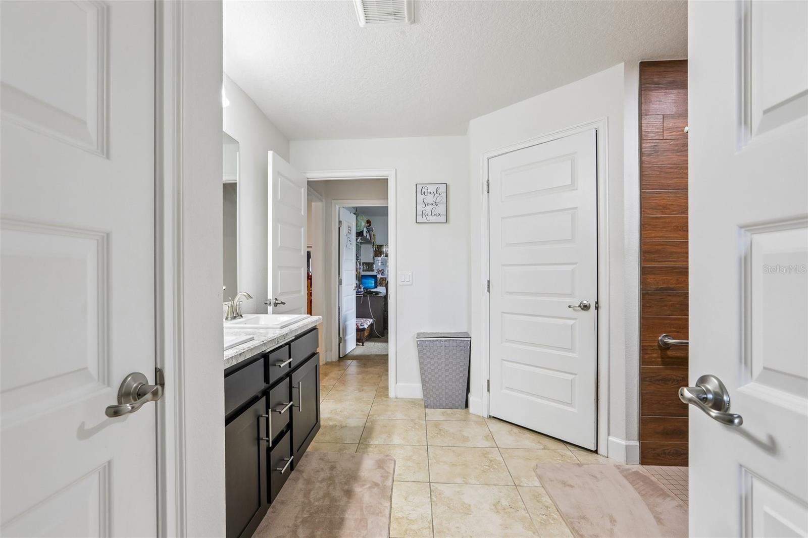 16214 VINE CLIFF AVE — photo 30