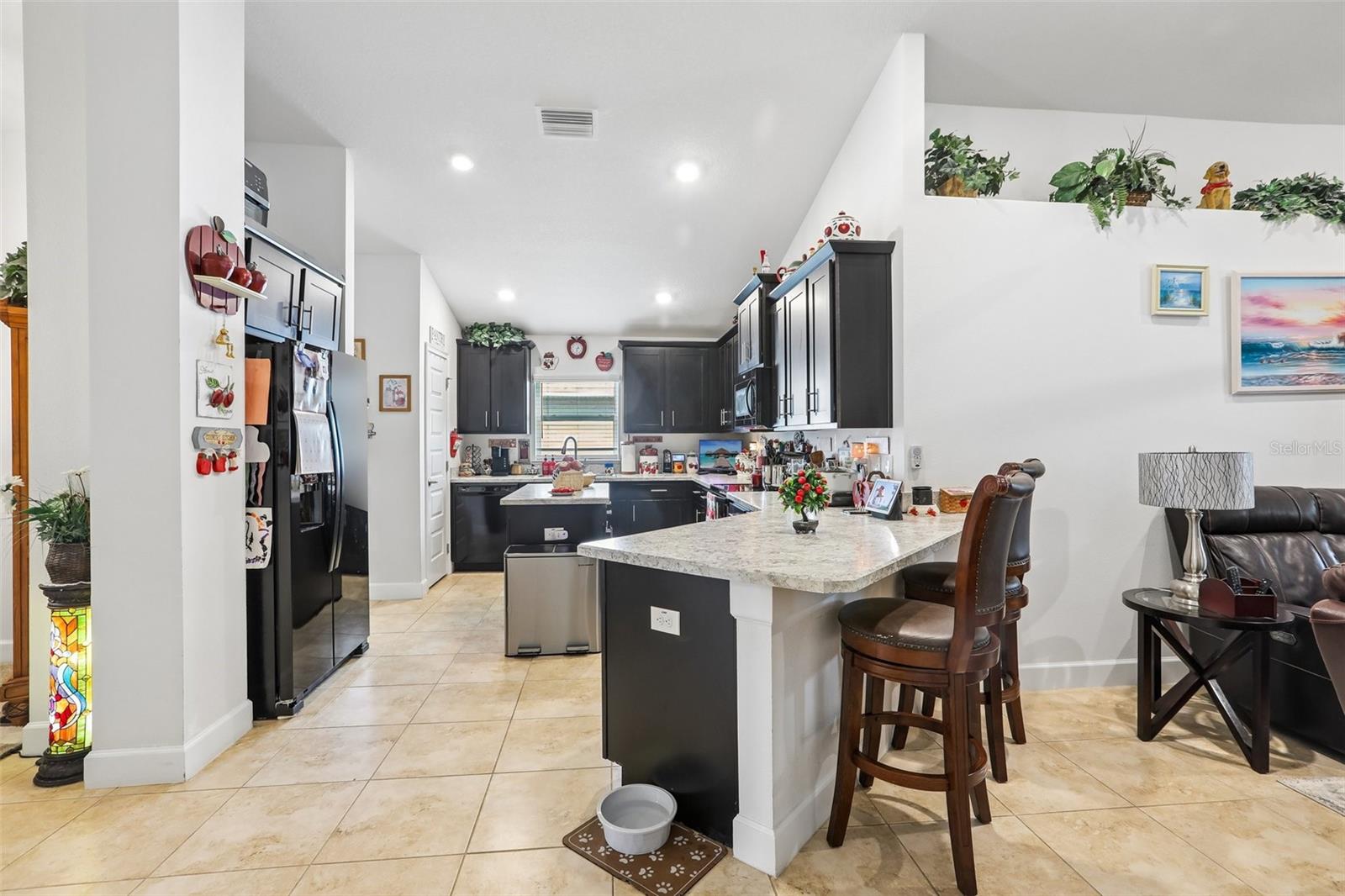 16214 VINE CLIFF AVE — photo 19