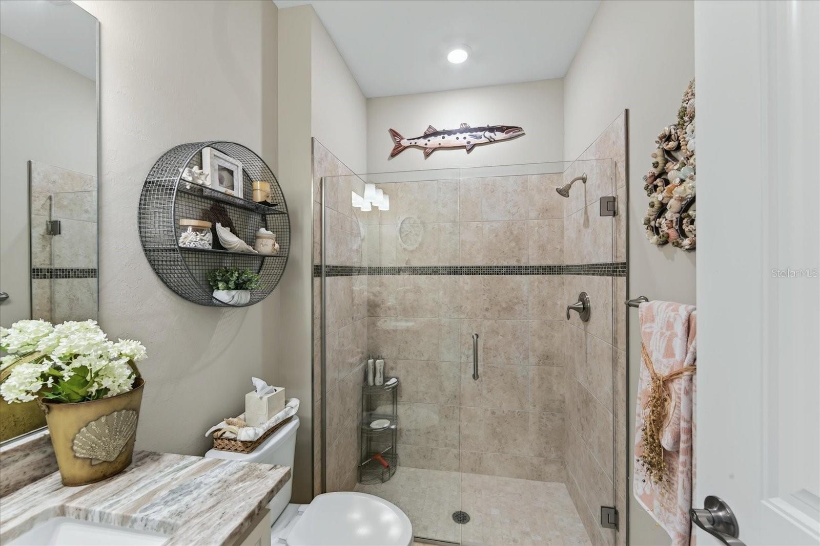 7608 VIOLA LOOP — photo 36