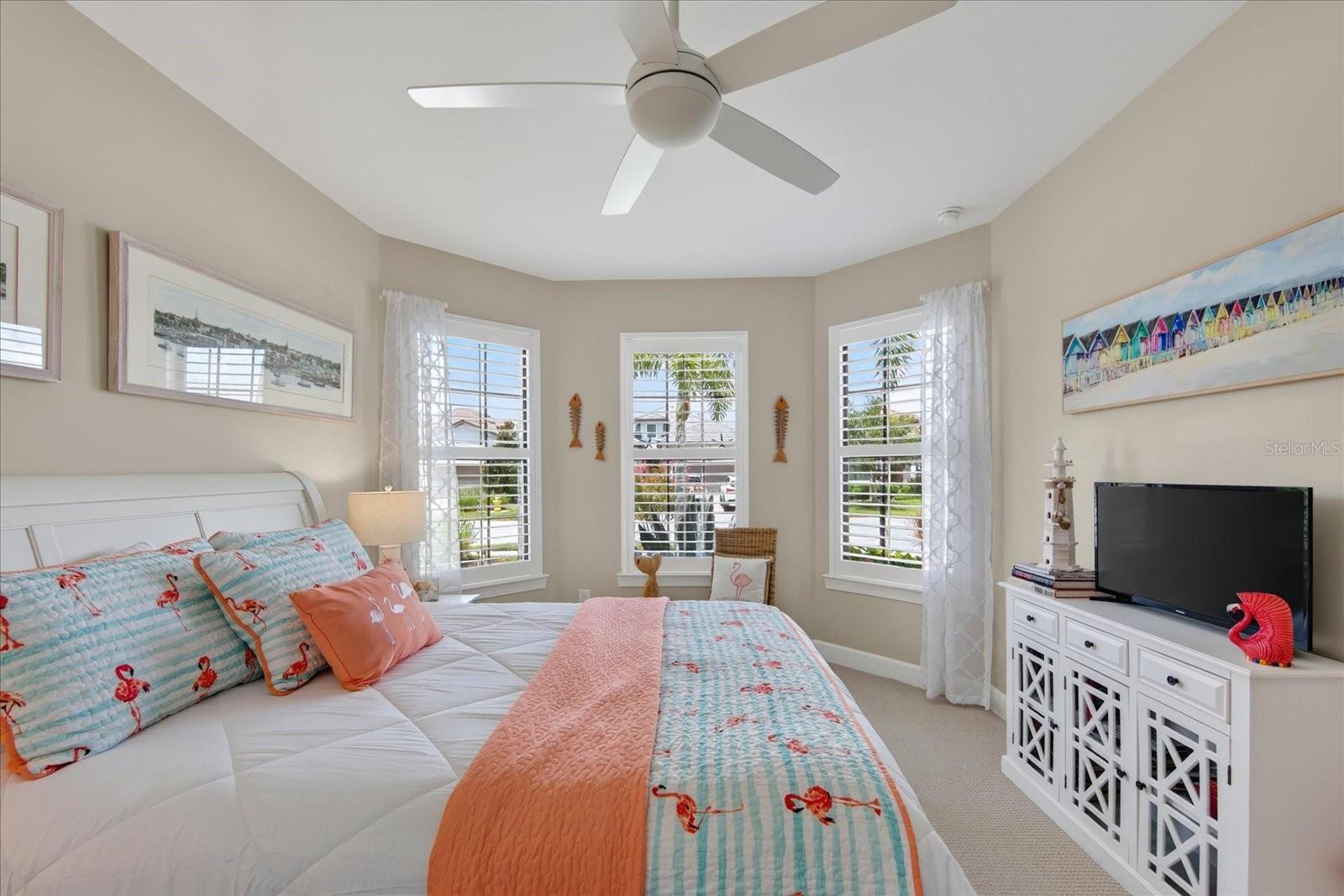 7608 VIOLA LOOP — photo 32