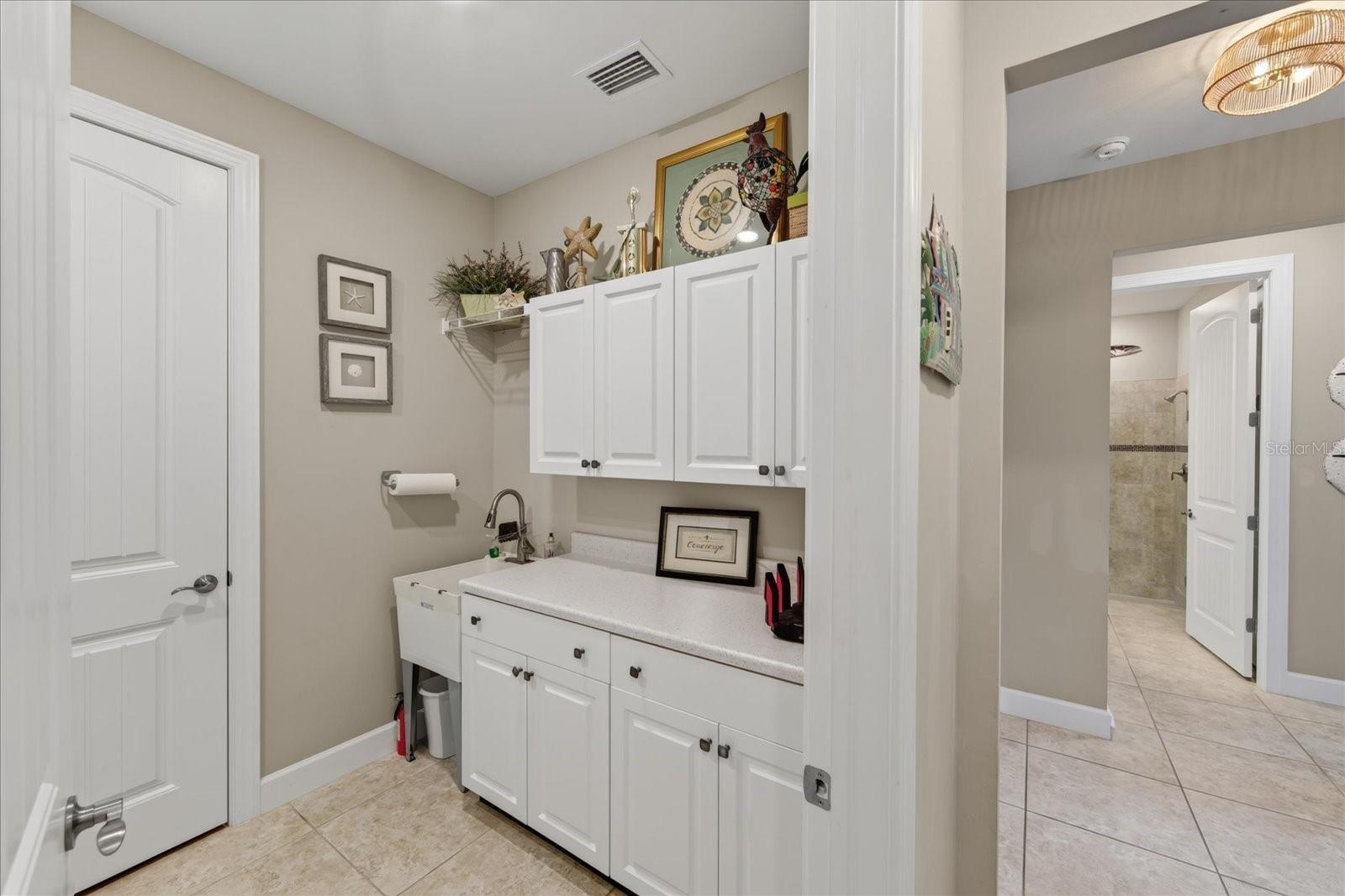7608 VIOLA LOOP — photo 40