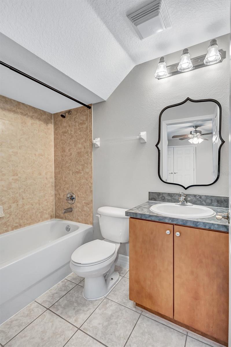 4512 BAY SPRING CT — photo 6