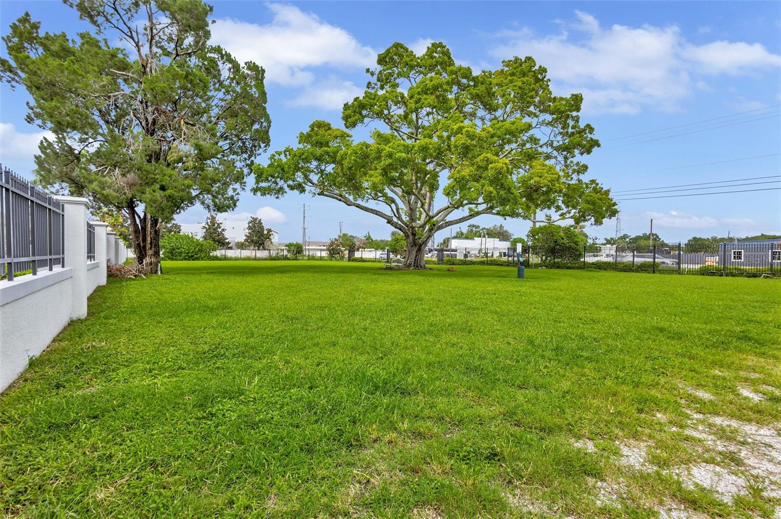 4512 BAY SPRING CT — photo 36