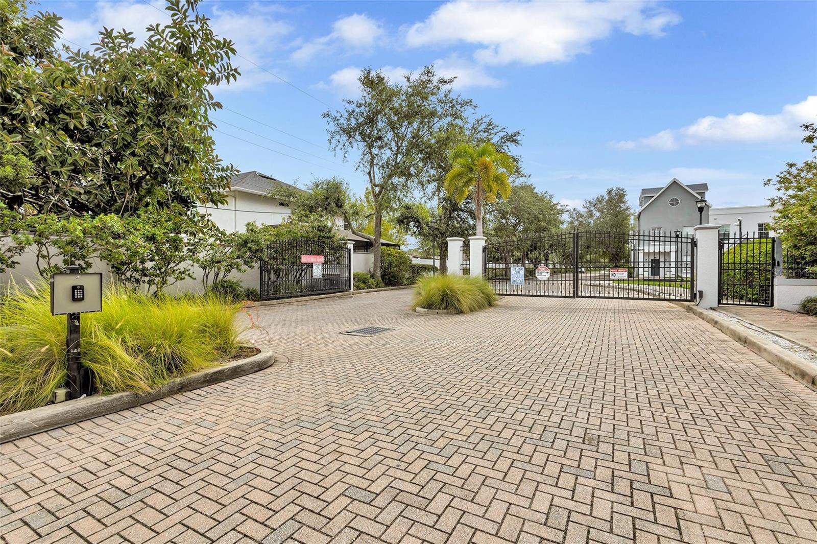 4512 BAY SPRING CT — photo 40