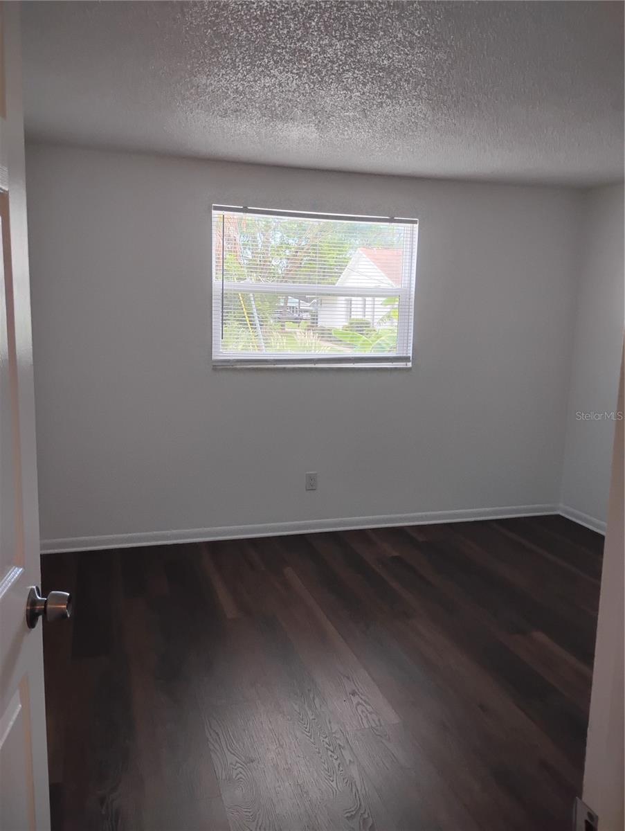 116 SW JEFFERSON CIR N #4 — photo 10
