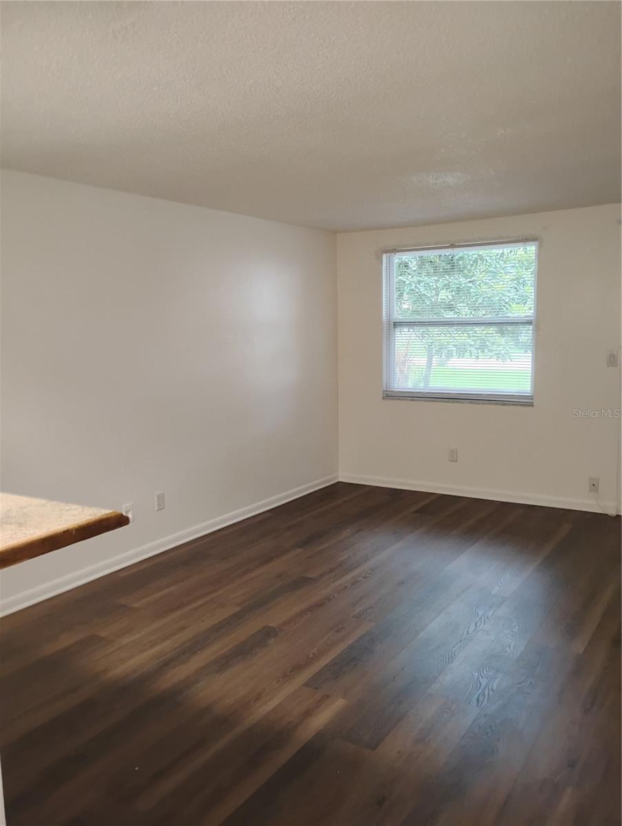 116 SW JEFFERSON CIR N #4 — photo 6