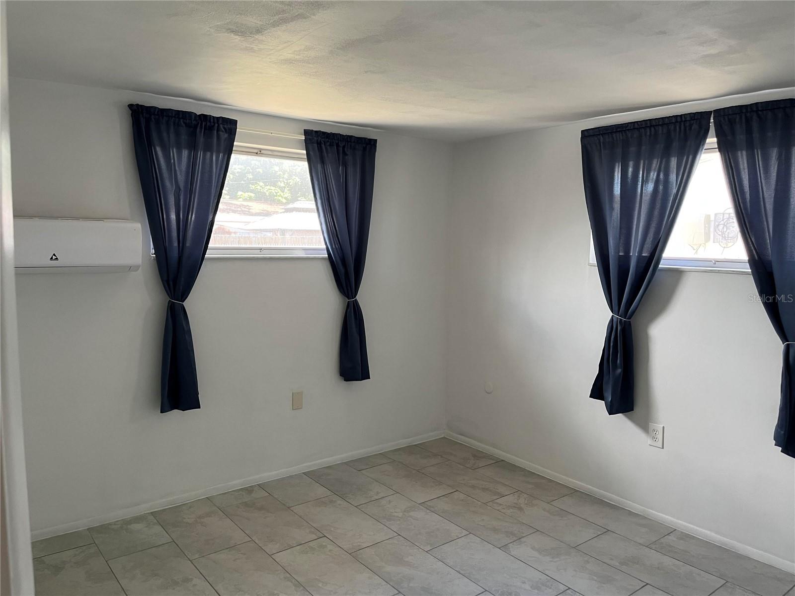 3632 PENSDALE DR — photo 9