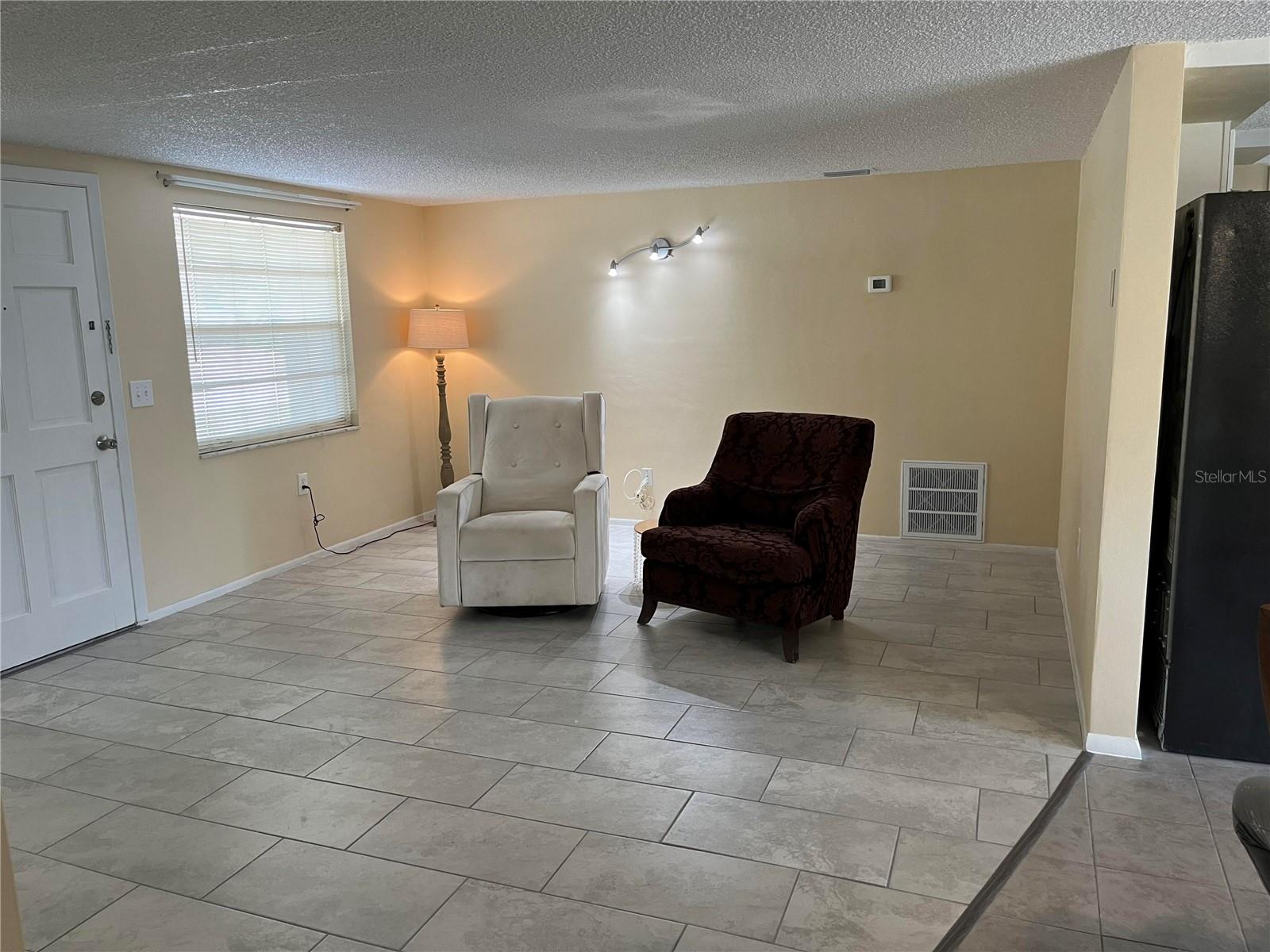 3632 PENSDALE DR — photo 10