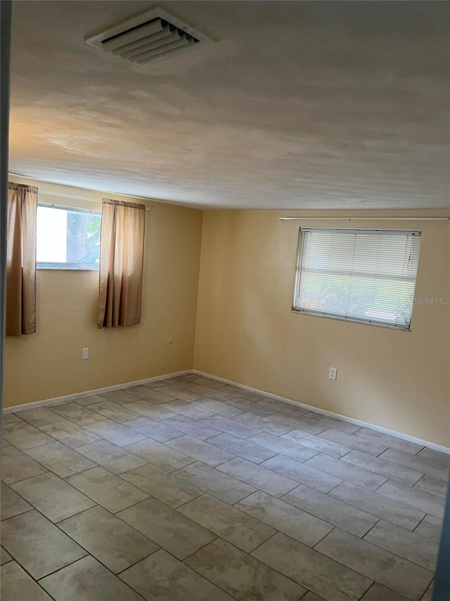 3632 PENSDALE DR — photo 16
