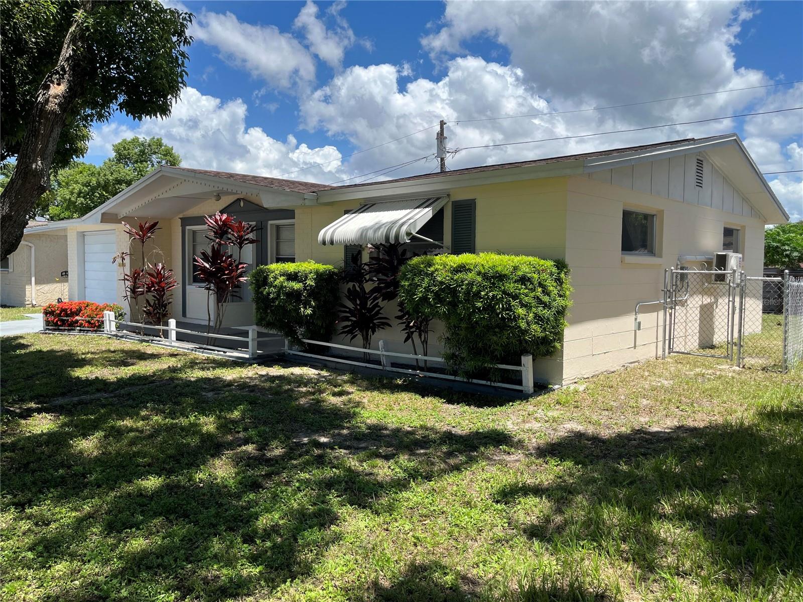 3632 PENSDALE DR — photo 3