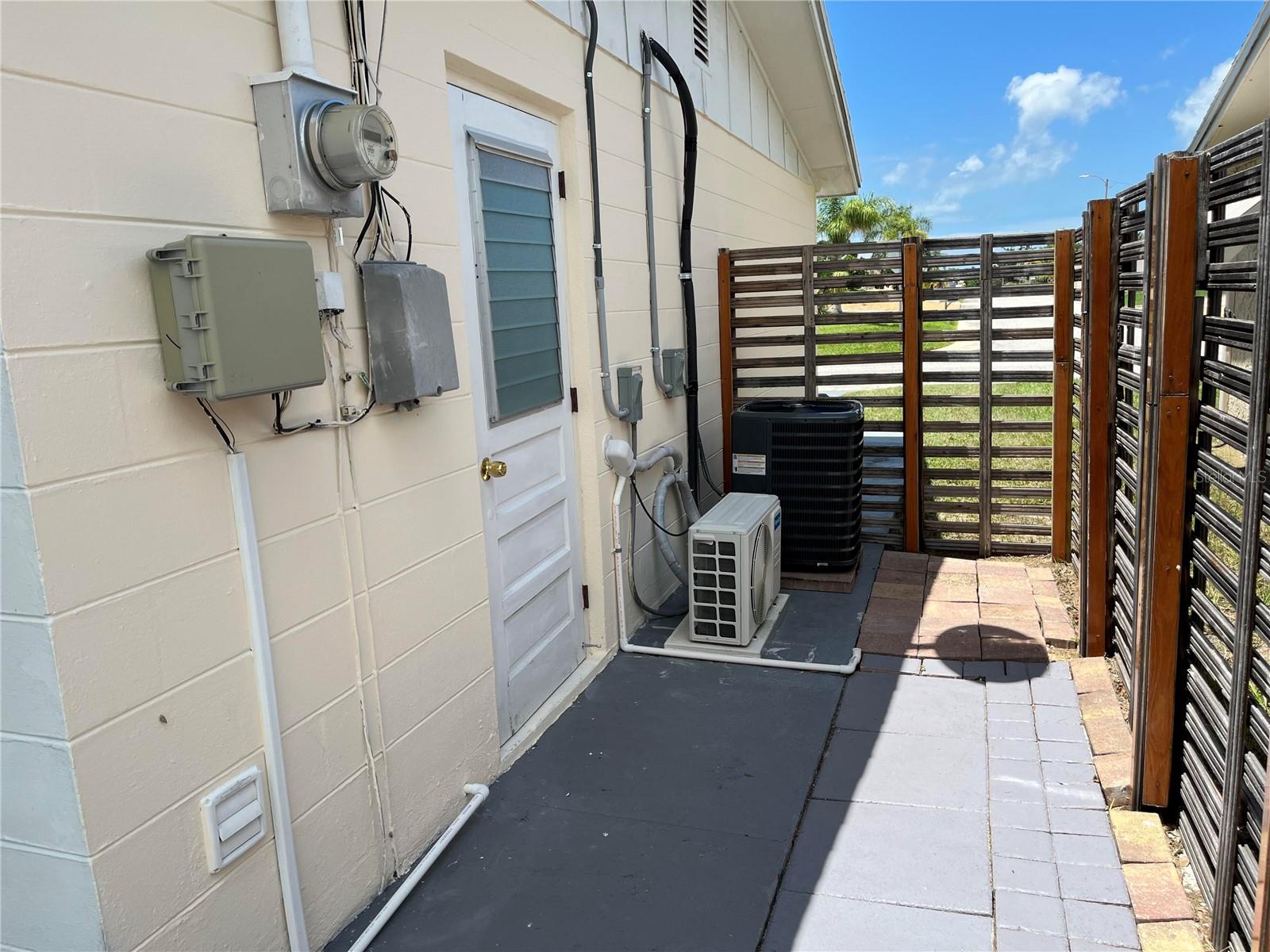 3632 PENSDALE DR — photo 14