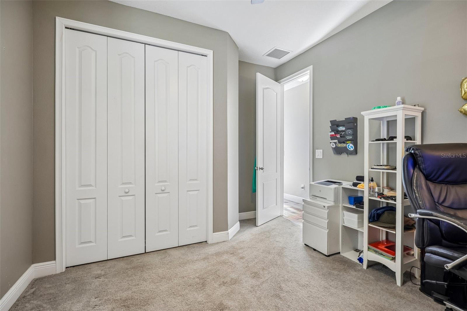 1605 ANASTACIA LN — photo 27