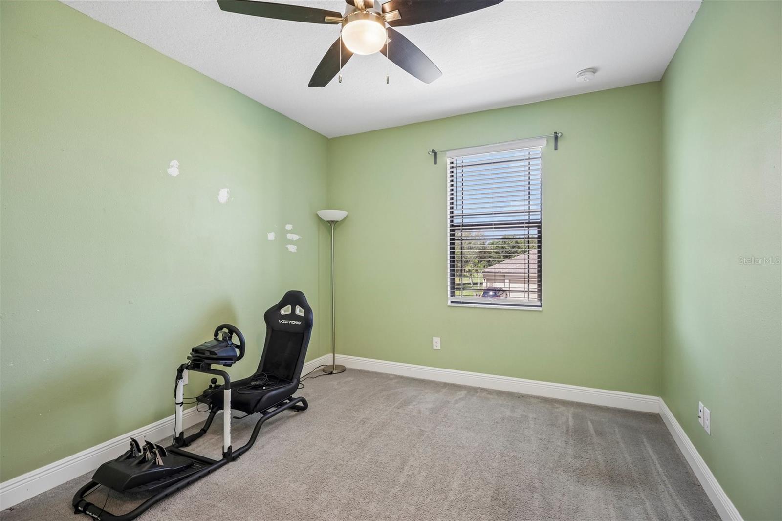 1605 ANASTACIA LN — photo 40