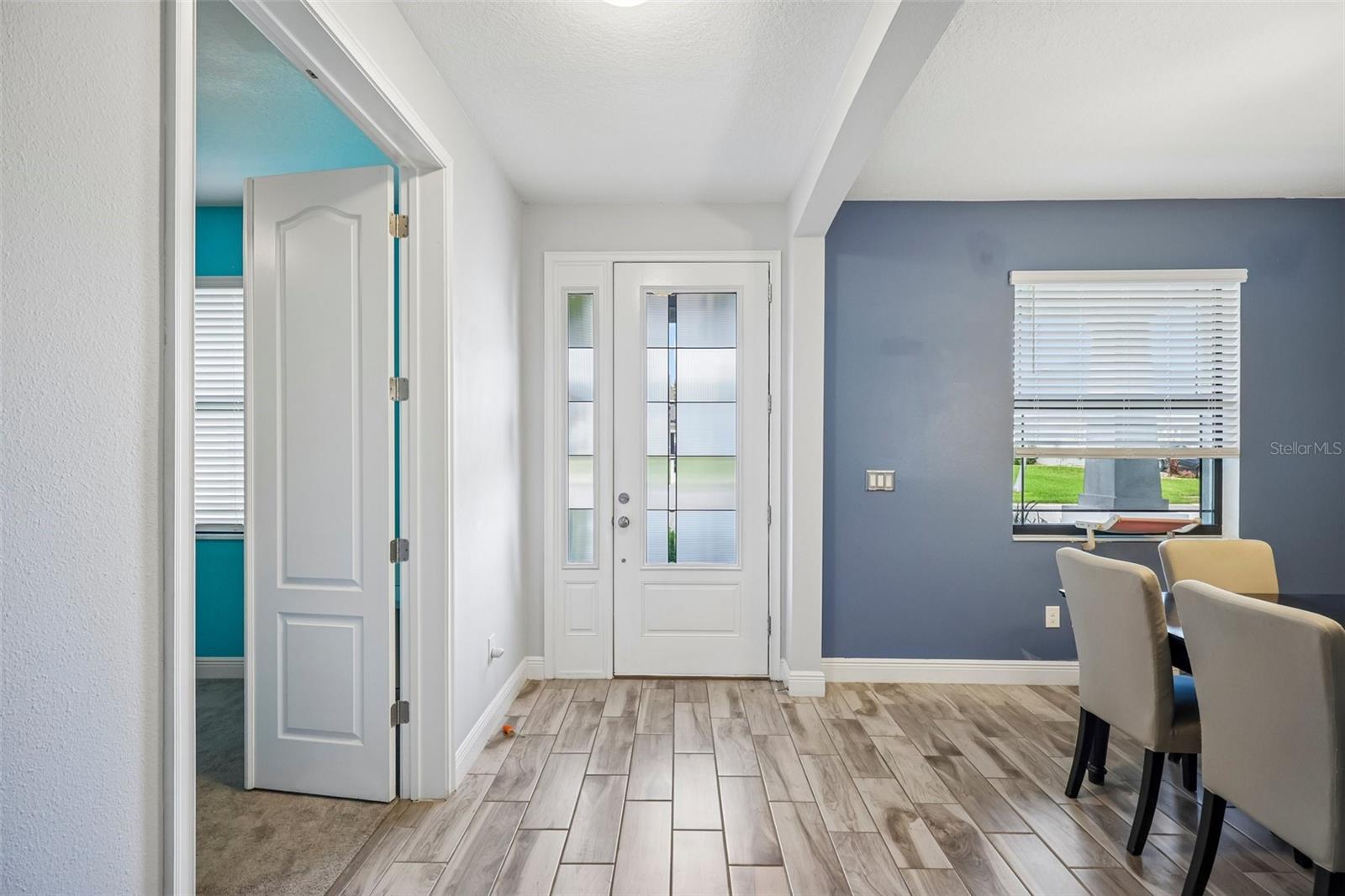 1605 ANASTACIA LN — photo 12