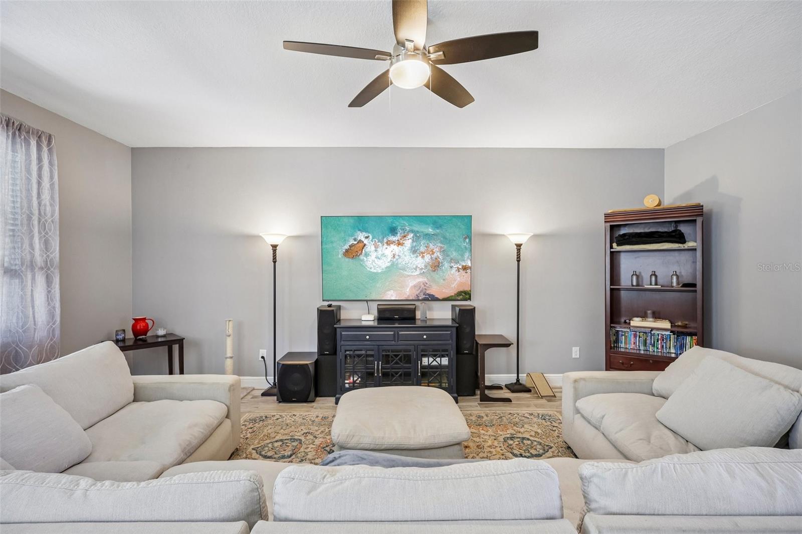 1605 ANASTACIA LN — photo 17