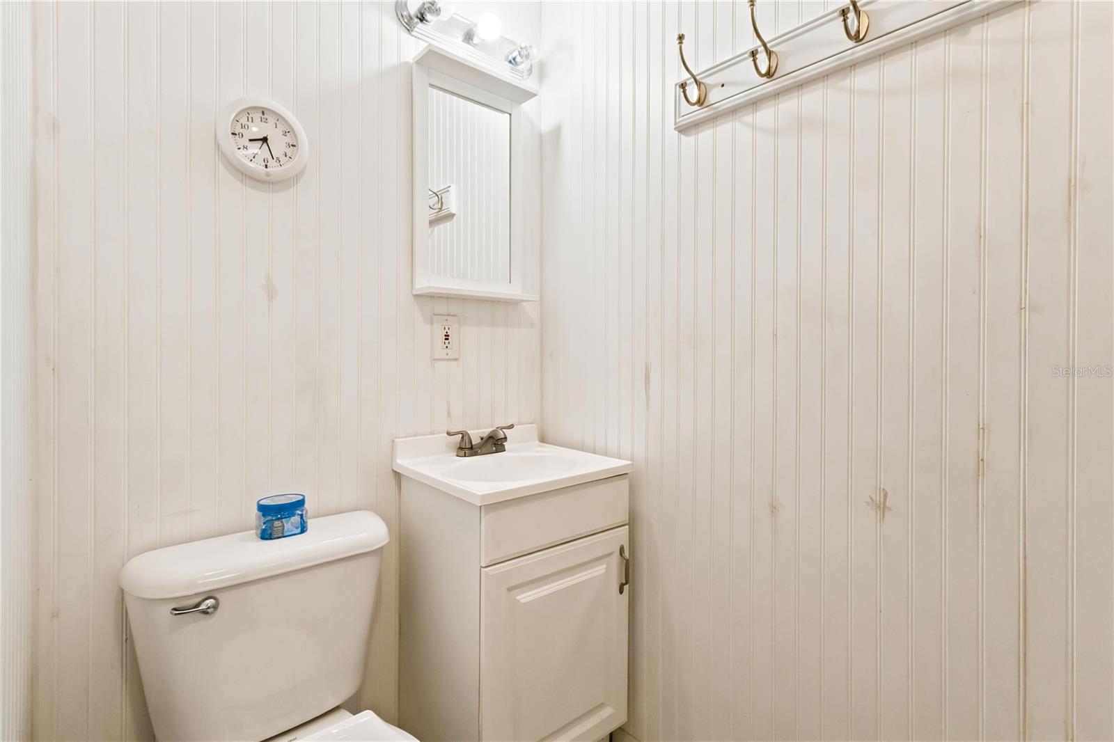 1311 WINDSOR WAY — photo 14