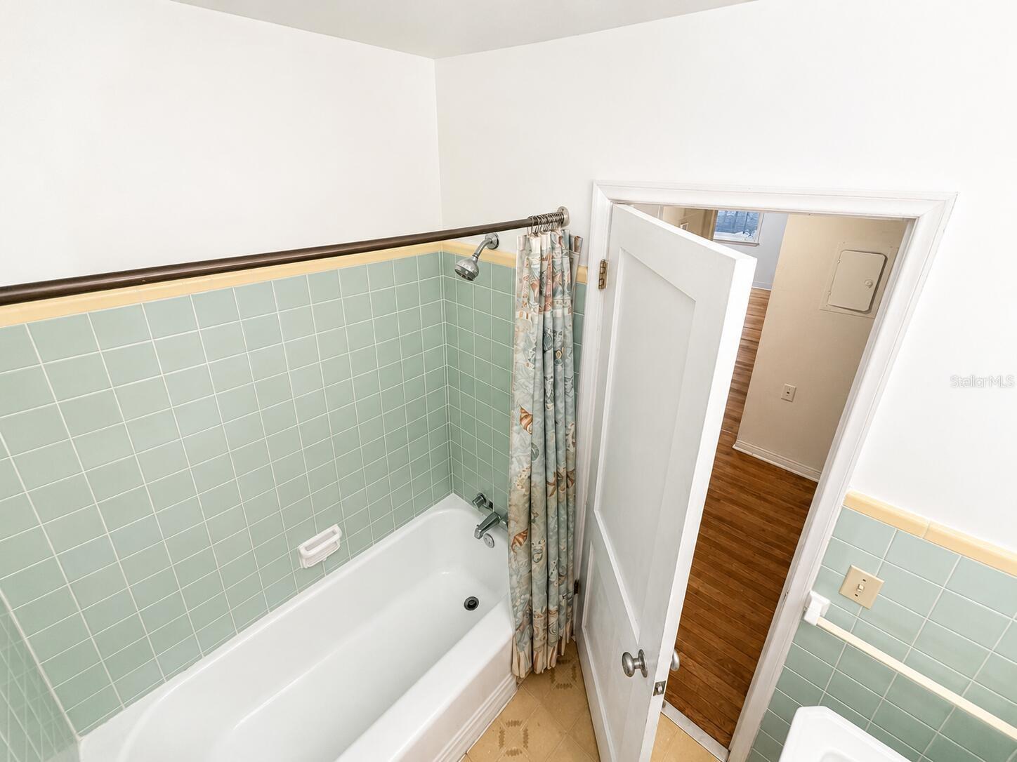 1370 ADMIRAL WOODSON LN — photo 6