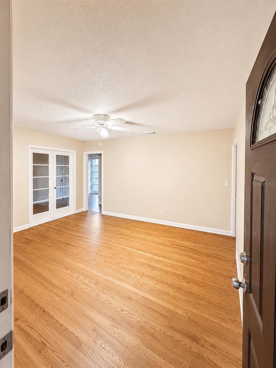 1370 ADMIRAL WOODSON LN — photo 12