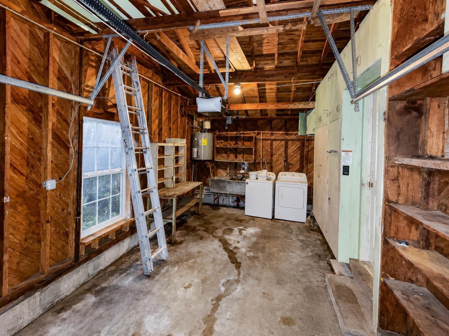 1370 ADMIRAL WOODSON LN — photo 4