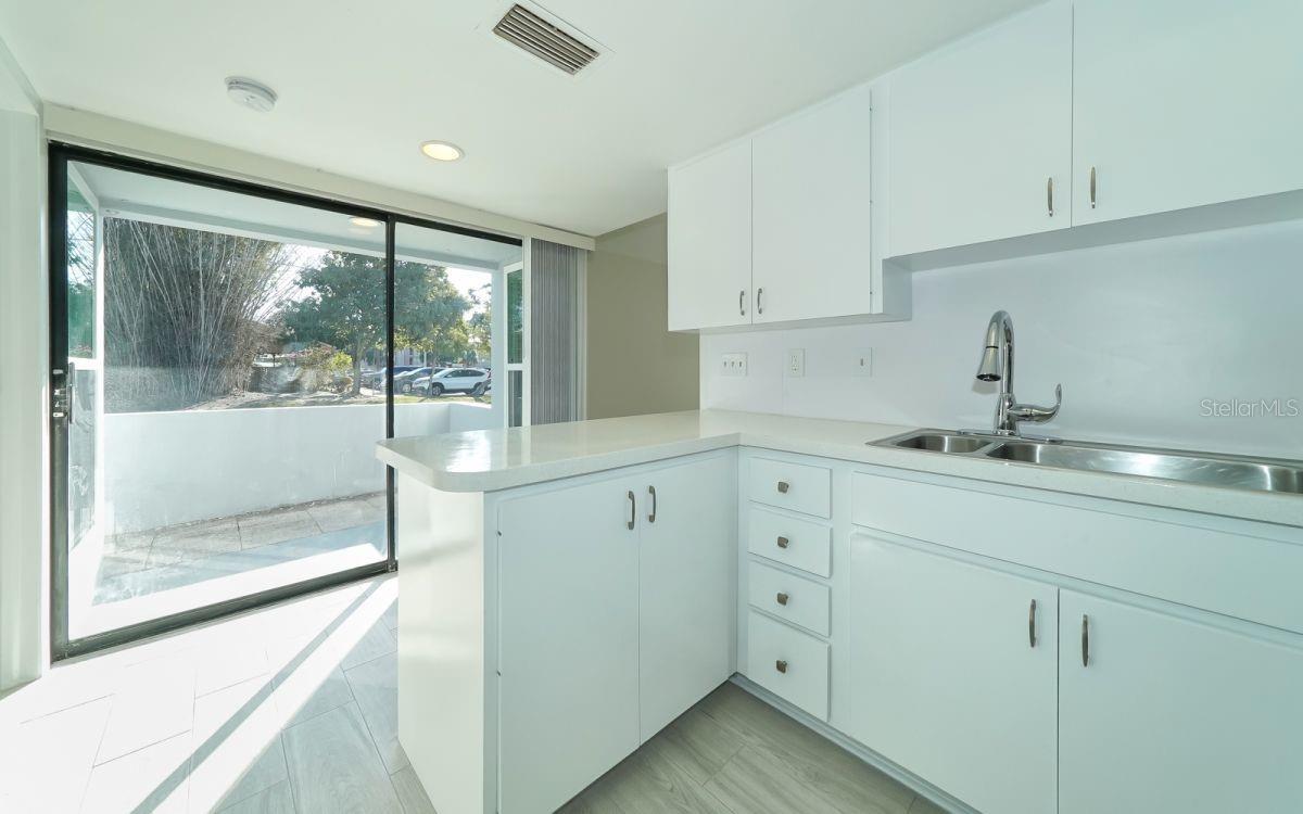 2139 COUVER DR #2139 — photo 9