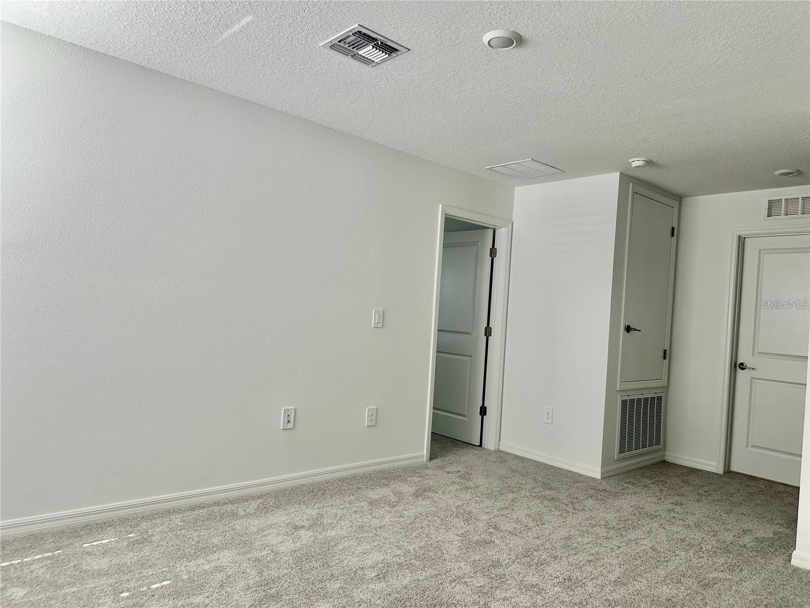 17606 HAPPYTRAILS ST — photo 41