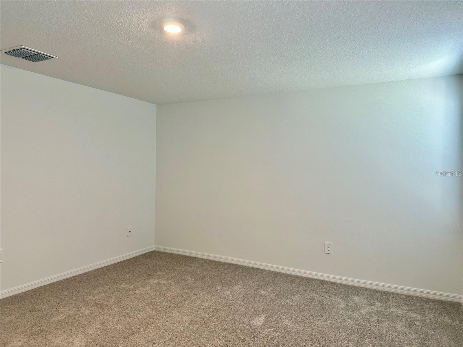 17606 HAPPYTRAILS ST — photo 37
