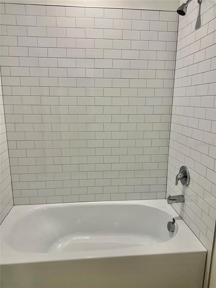 17606 HAPPYTRAILS ST — photo 18