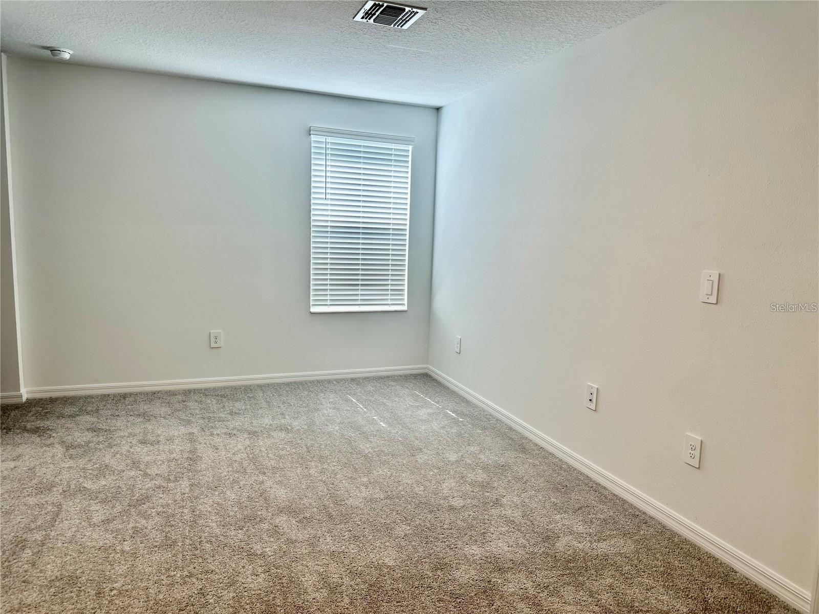 17606 HAPPYTRAILS ST — photo 39