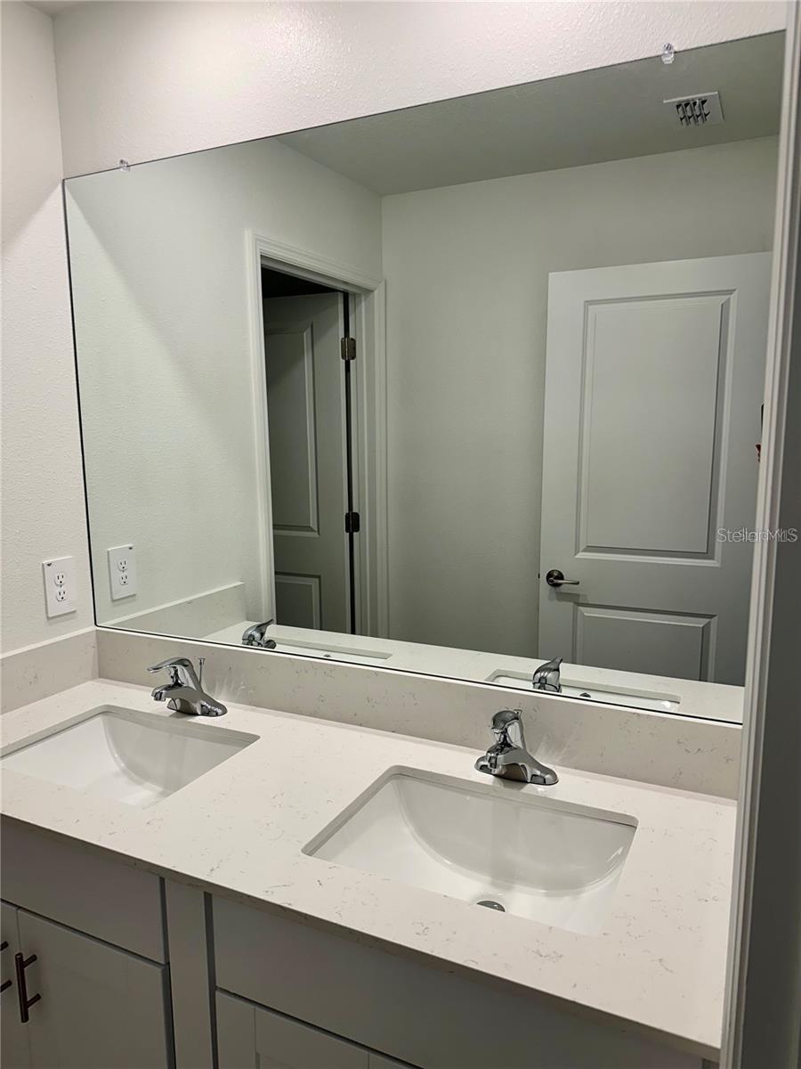 17606 HAPPYTRAILS ST — photo 14