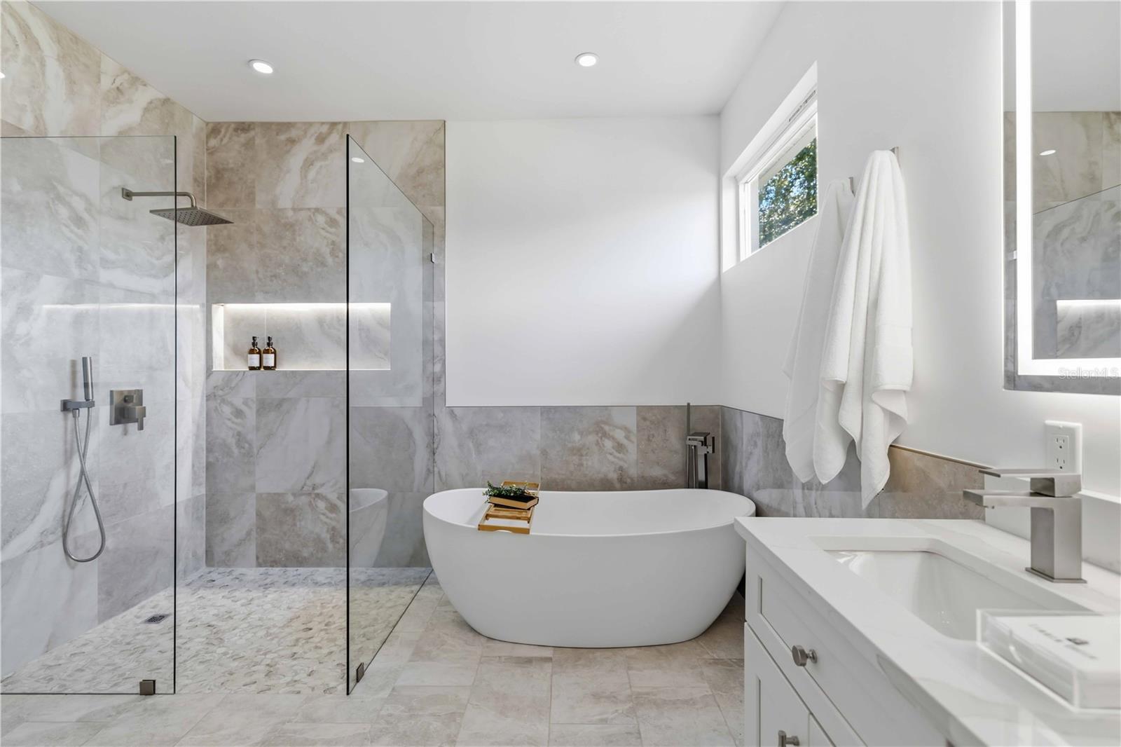 1354 TEAROSE PL — photo 31