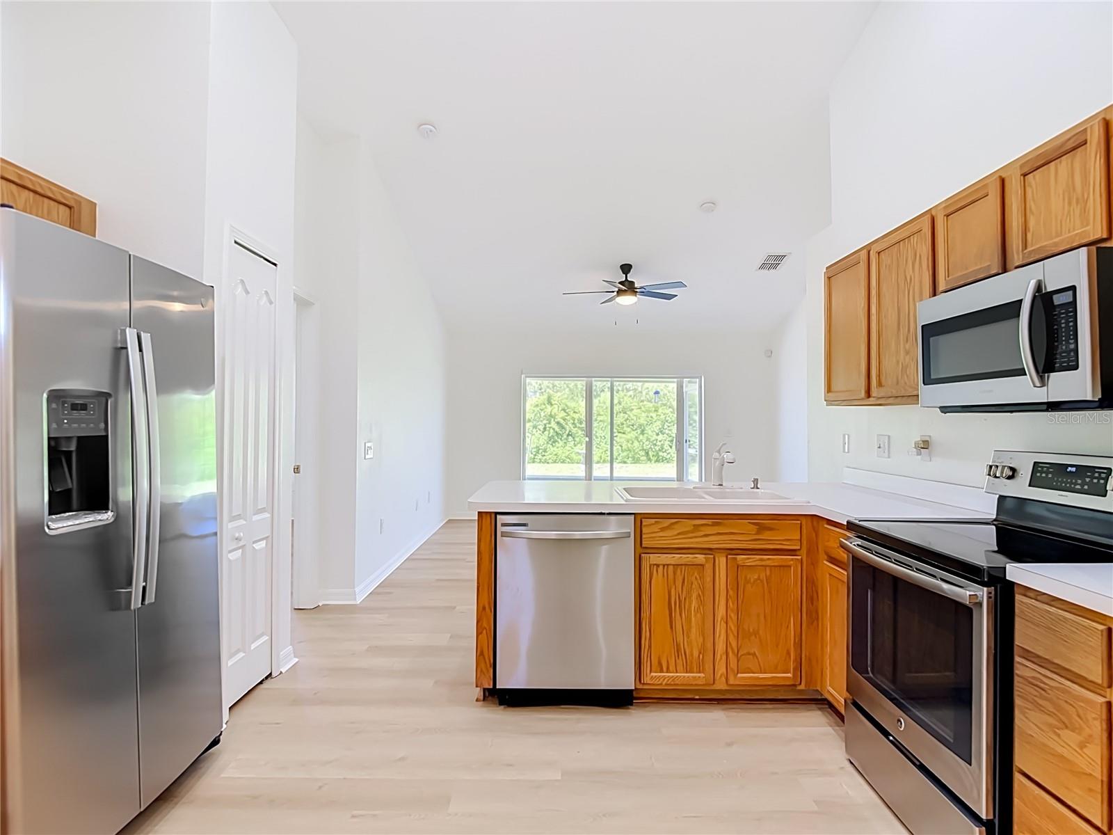 7441 TOWER BRIDGE DR — photo 18
