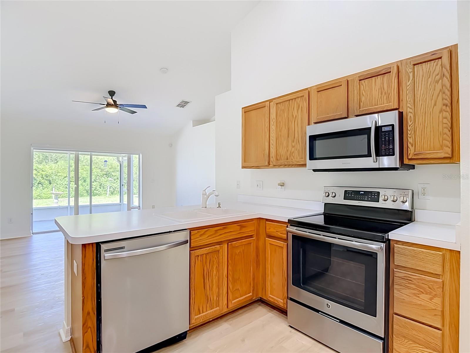 7441 TOWER BRIDGE DR — photo 19