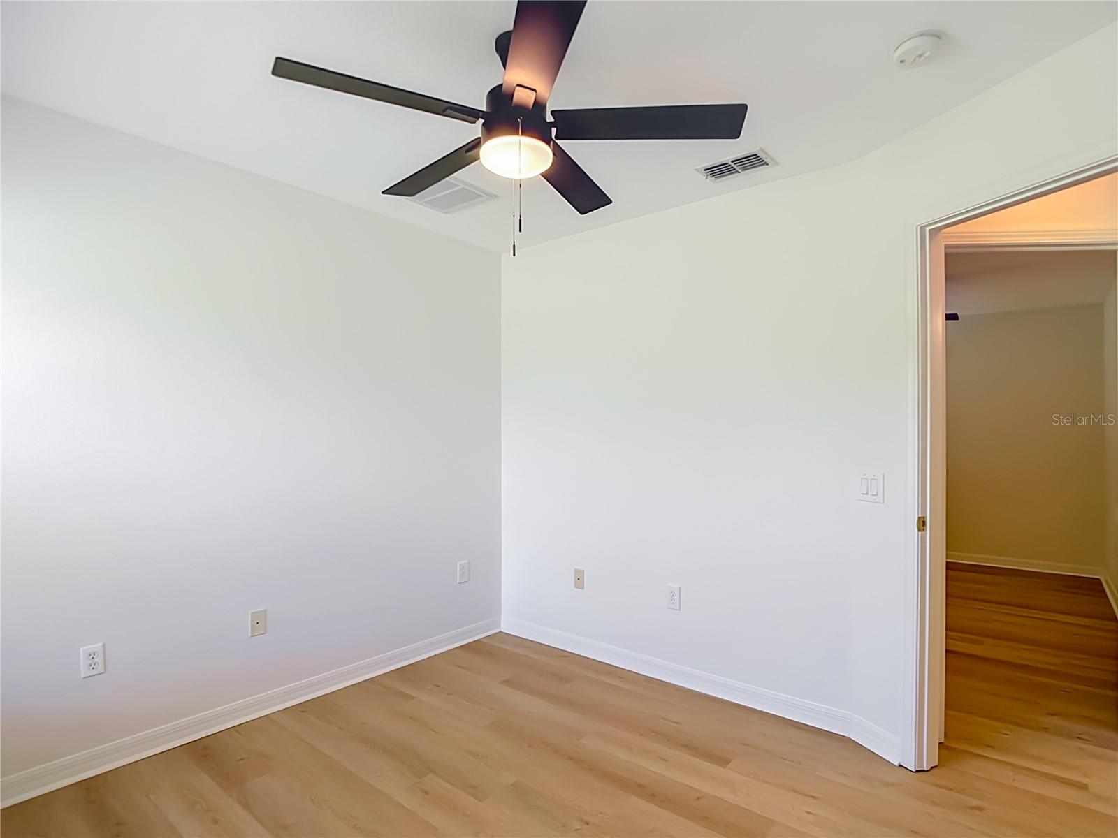 7441 TOWER BRIDGE DR — photo 40