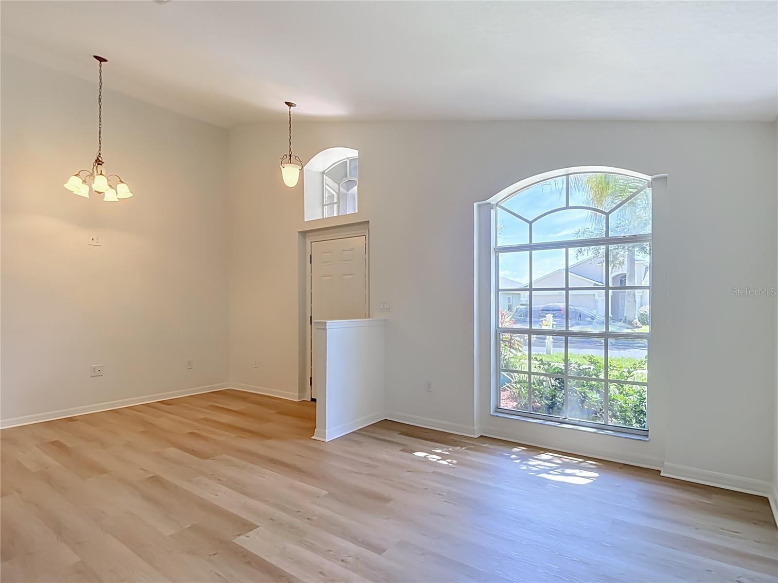 7441 TOWER BRIDGE DR — photo 12
