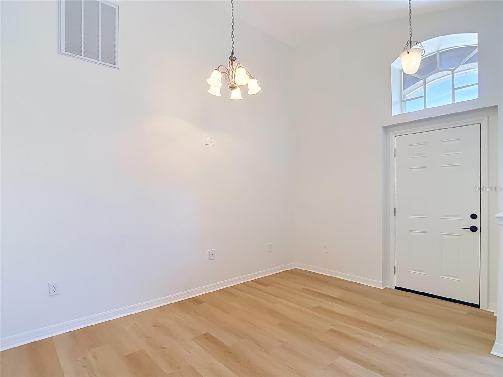 7441 TOWER BRIDGE DR — photo 11