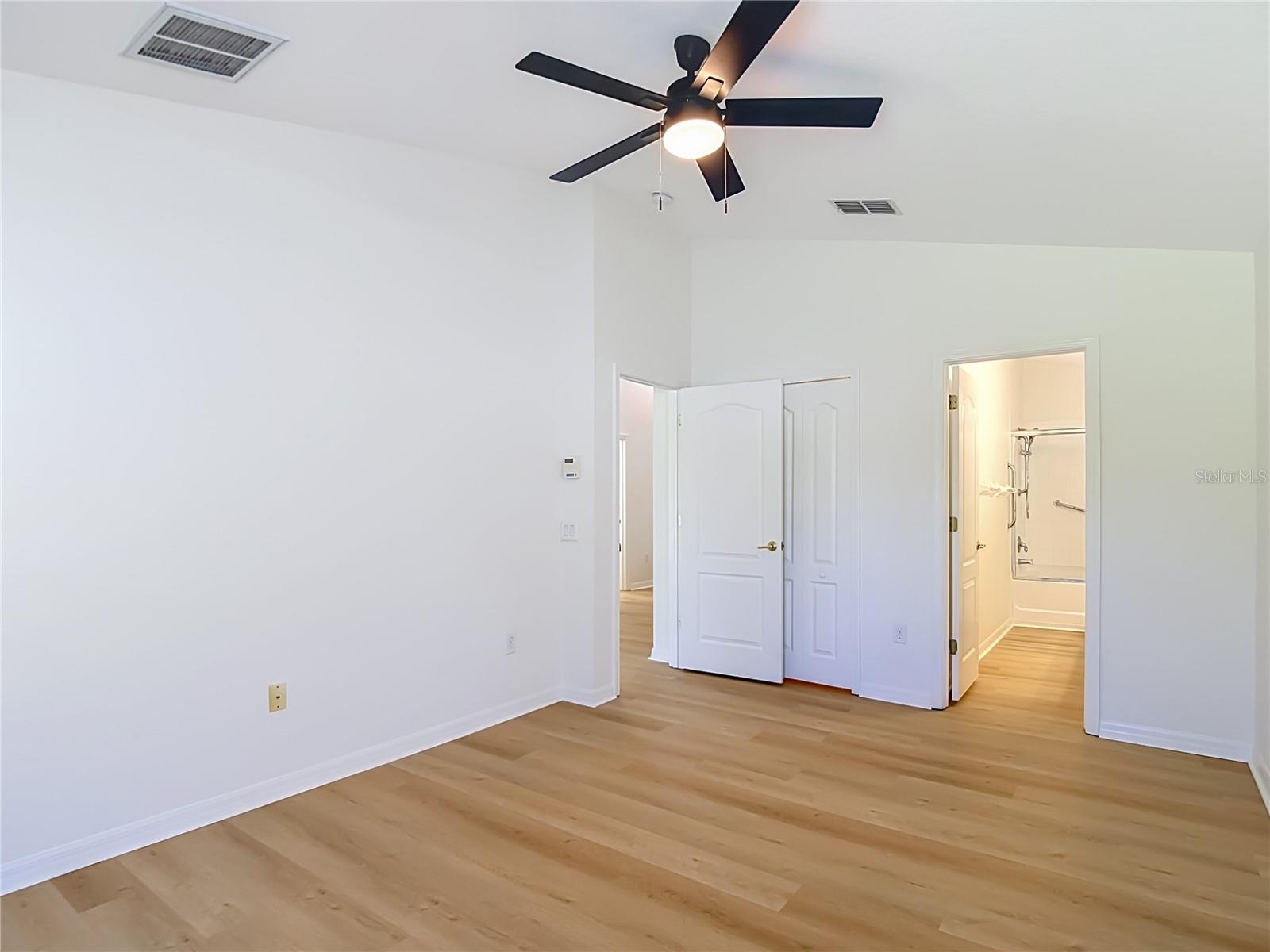7441 TOWER BRIDGE DR — photo 32