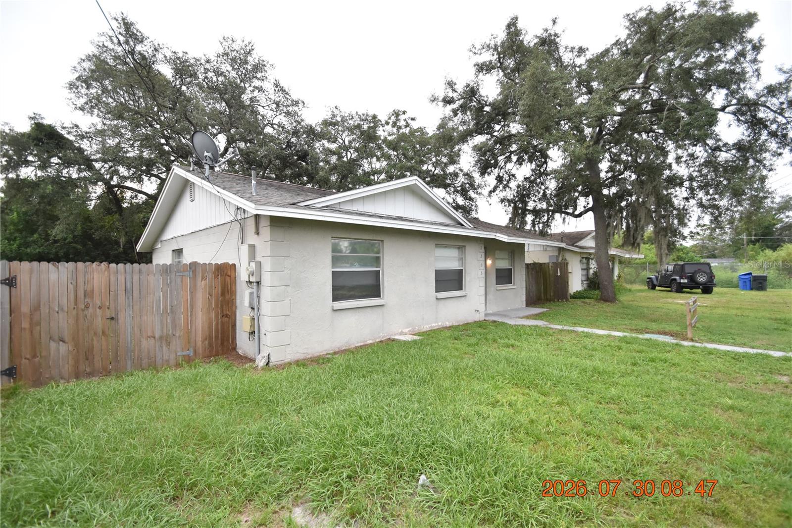 12203 N 9TH ST — photo 3