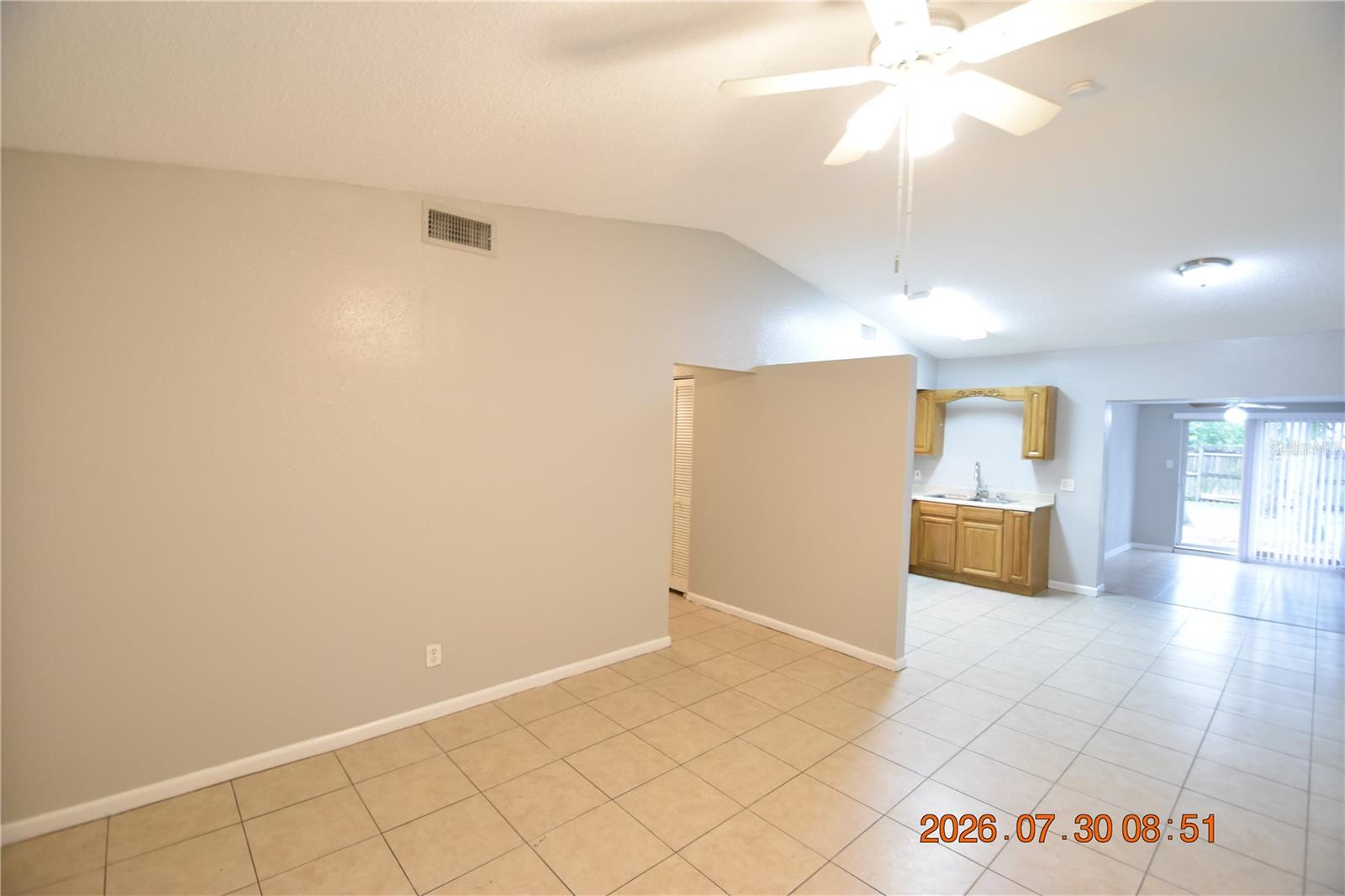 12203 N 9TH ST — photo 12