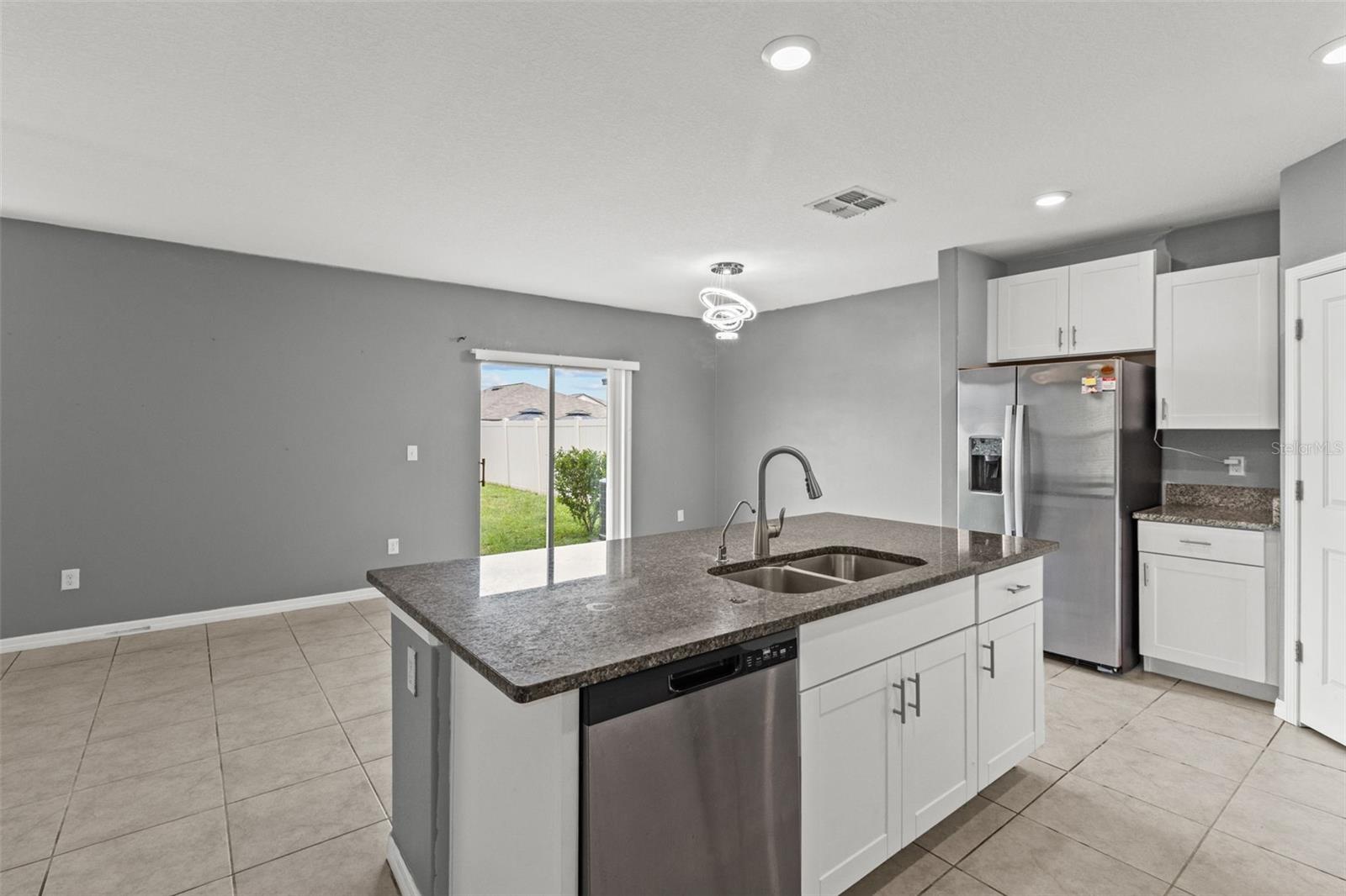 16671 KINGMAN REEF ST — photo 15