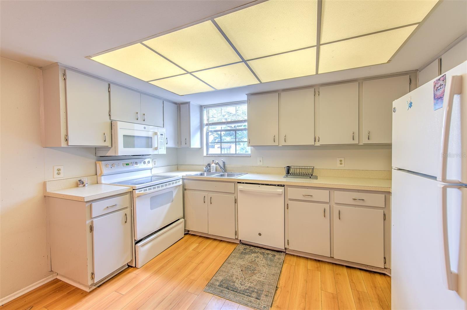 14454 REUTER STRASSE CIR #712 — photo 5