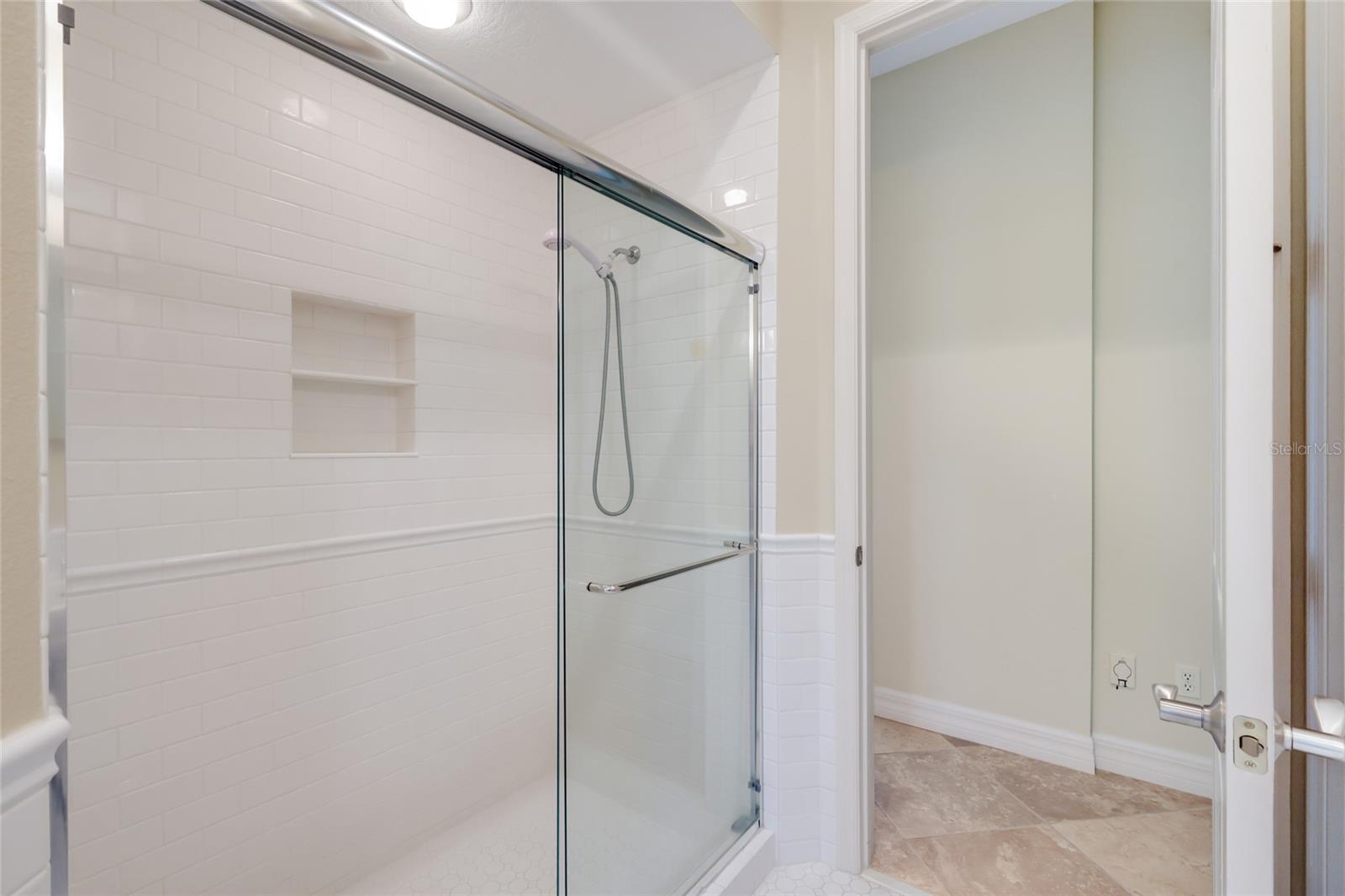 5904 RIVERVIEW BLVD — photo 37