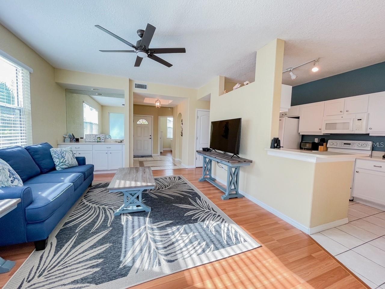 1802 AUBURN LAKES CIR #3 — photo 8