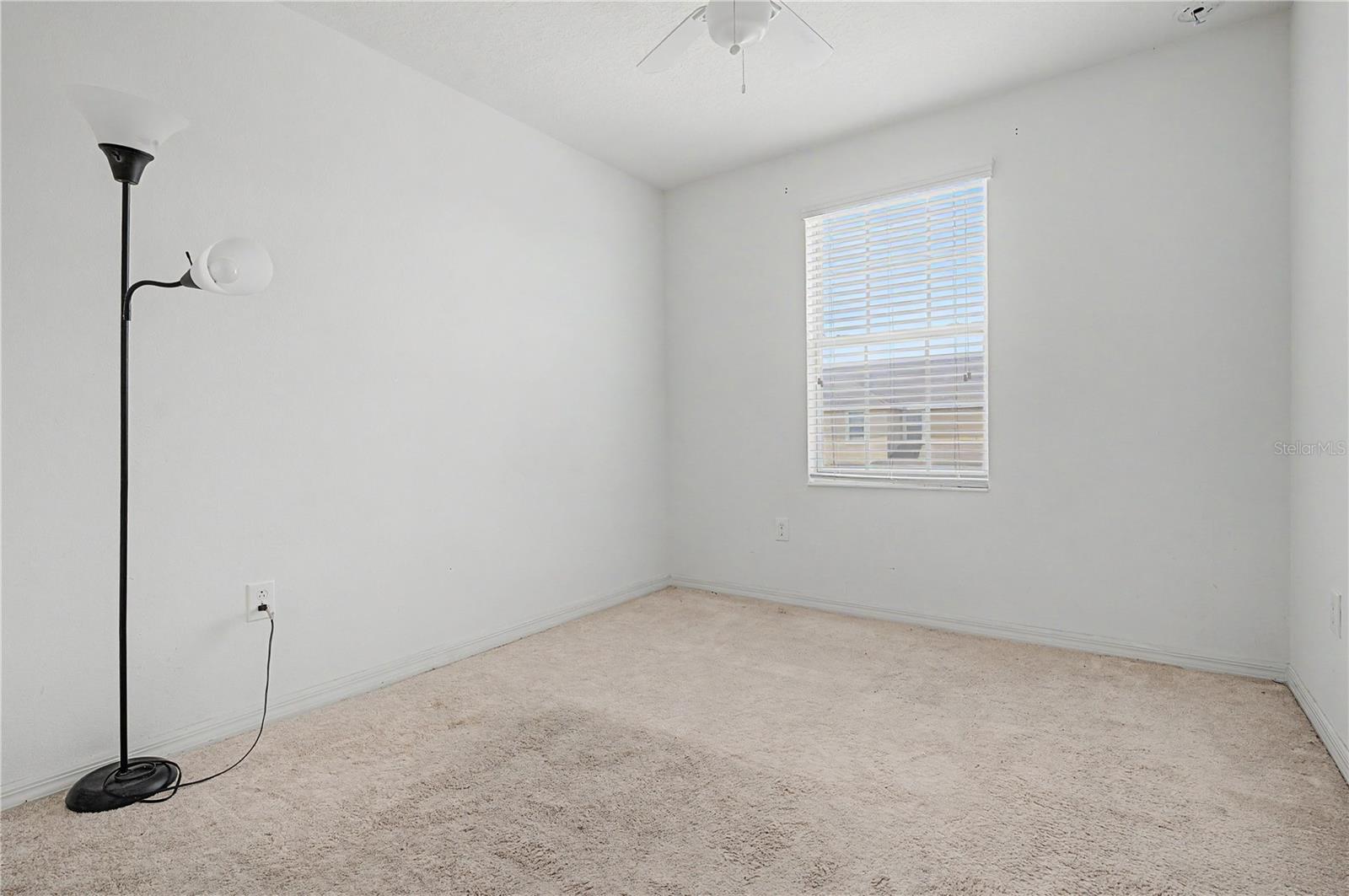6914 HOLLY HEATH DR — photo 22