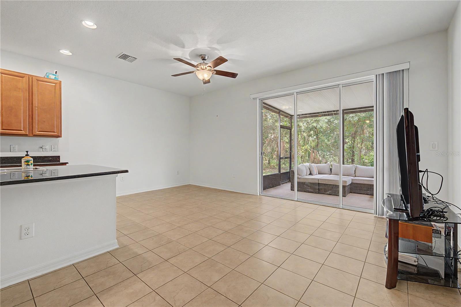 6914 HOLLY HEATH DR — photo 14