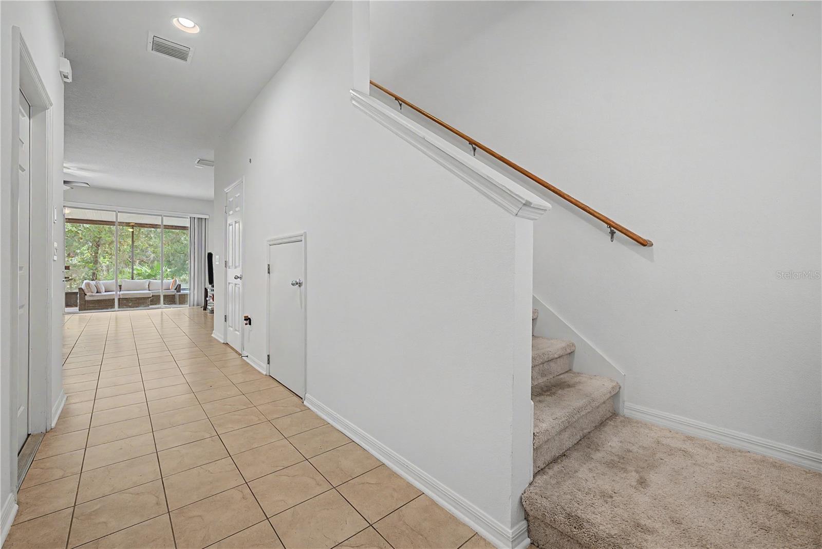 6914 HOLLY HEATH DR — photo 5