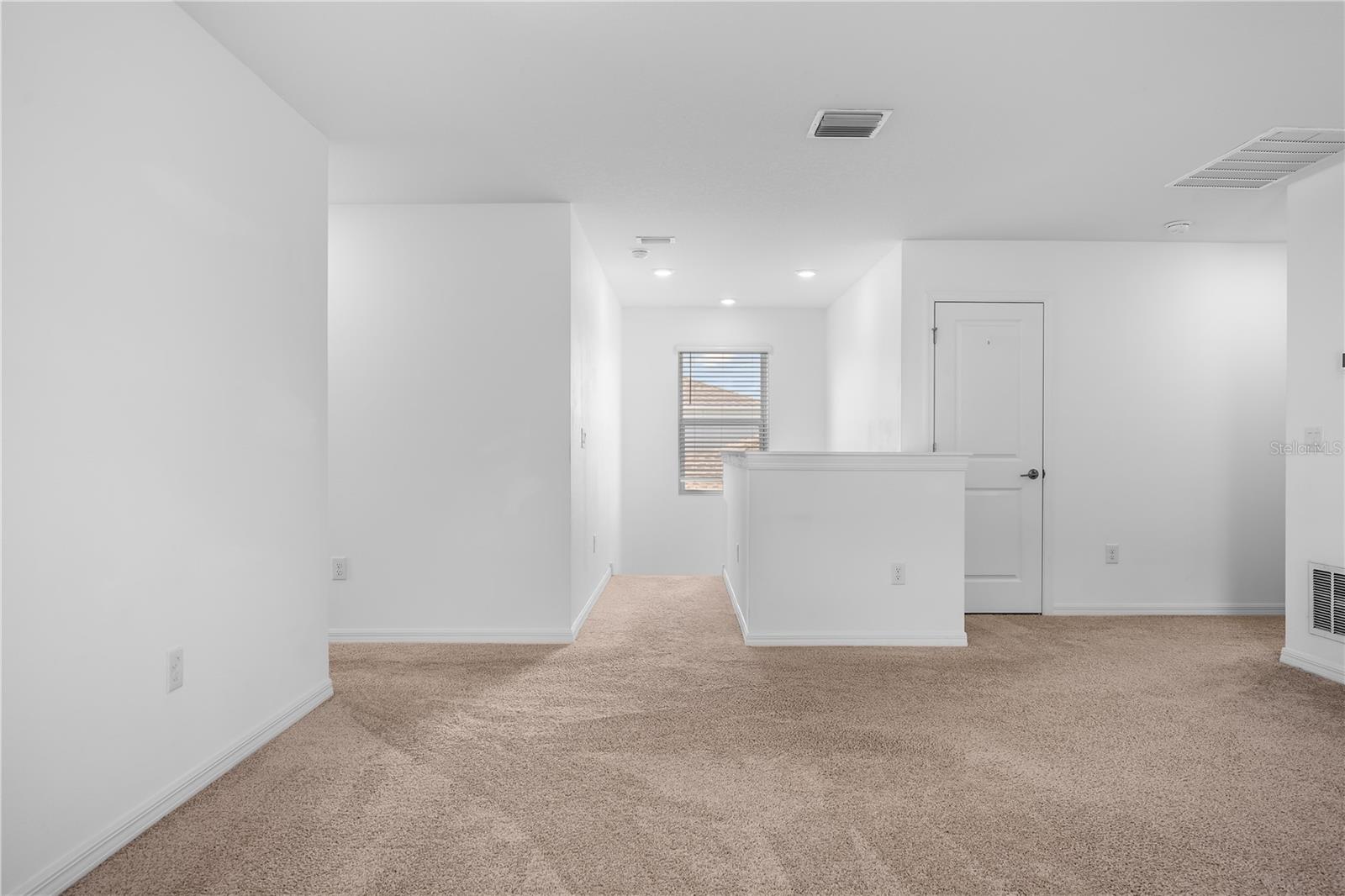 11252 FIELDSTONE DR — photo 18