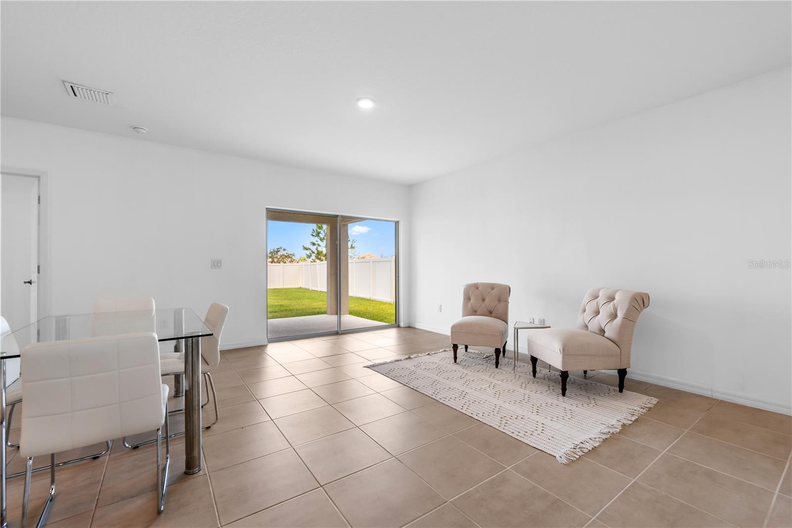 11252 FIELDSTONE DR — photo 11